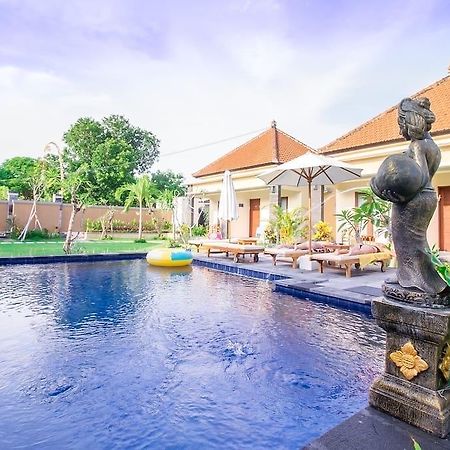 Kutuh Manak Guest House Uluwatu Екстериор снимка